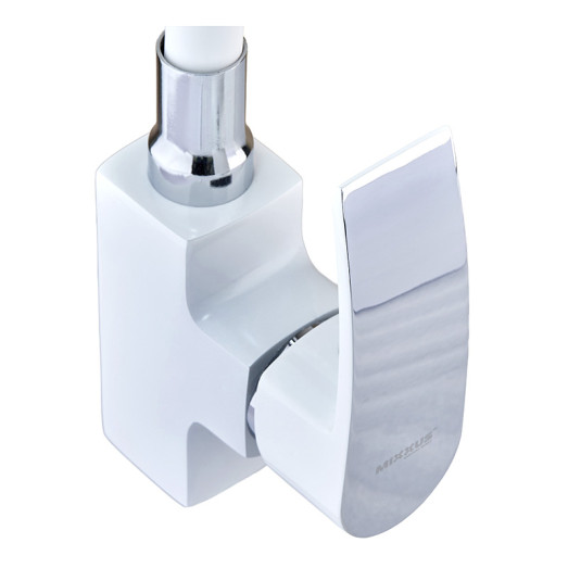 Змішувач для кухні MIXXUS MAGNUM 011 NUT WHITE-CHR. REFL.WHITE з гнучким виливом (Колір білий, хром) (MI6204)